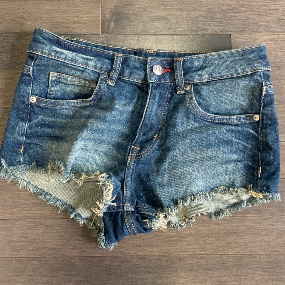 H&M Blue Jean Short Women’s 6